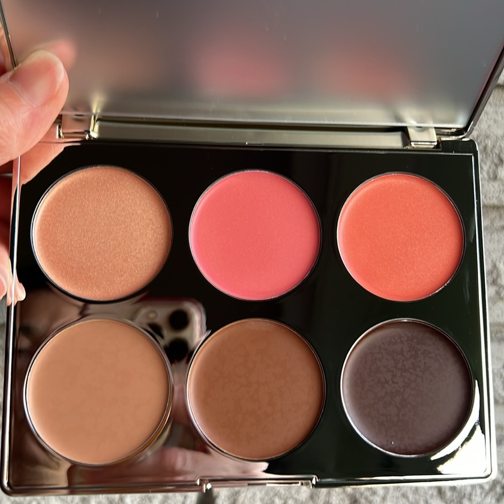 ICONIC LONDON MULTI-USE CREAM BLUSH,BRONZER & HIGHLIGHT PALETTE NWT - Picture 11 of 12